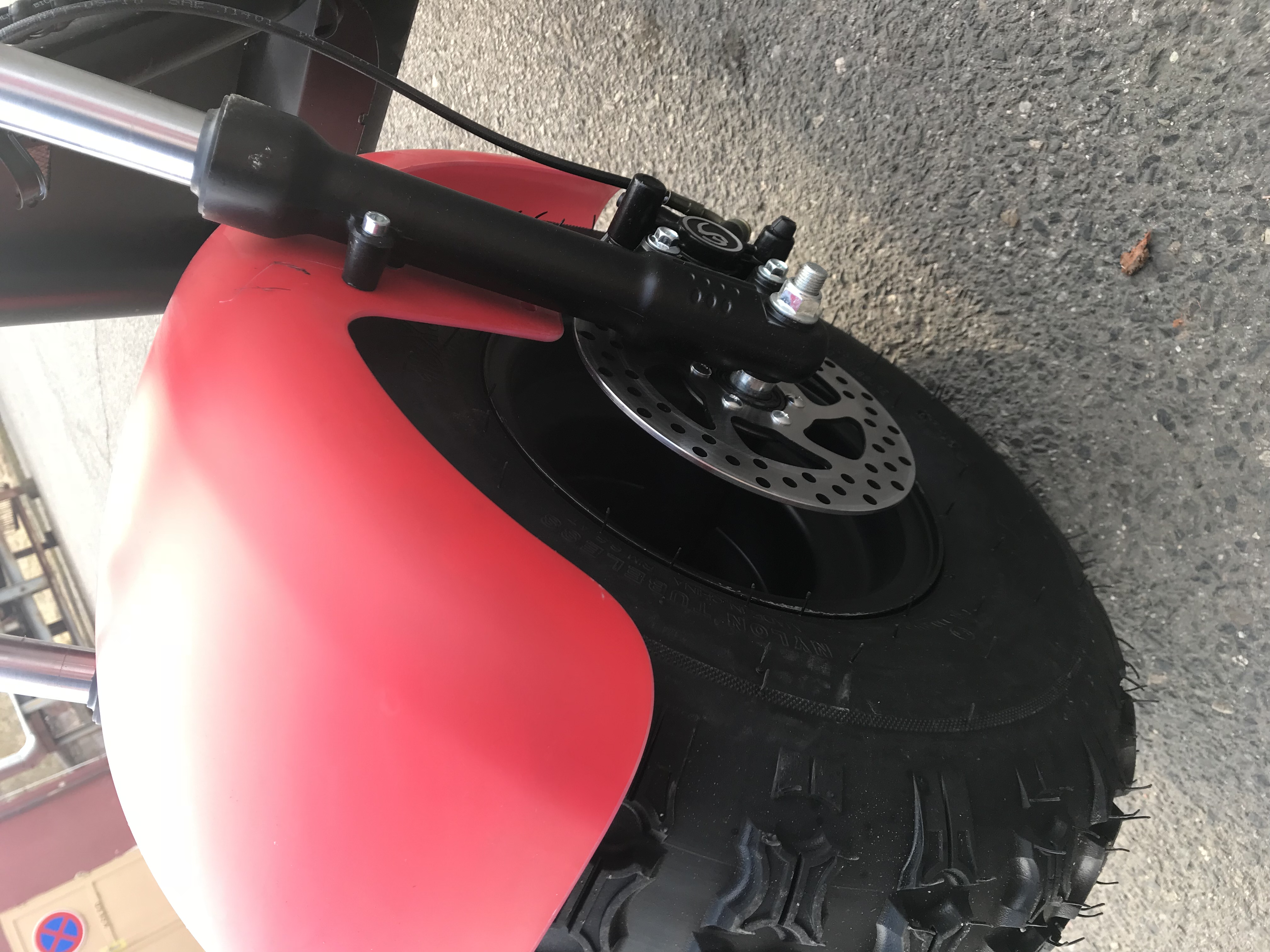 Elektrická koloběžka EcoWheel GR1+ 1000W 20Ah - červená matná