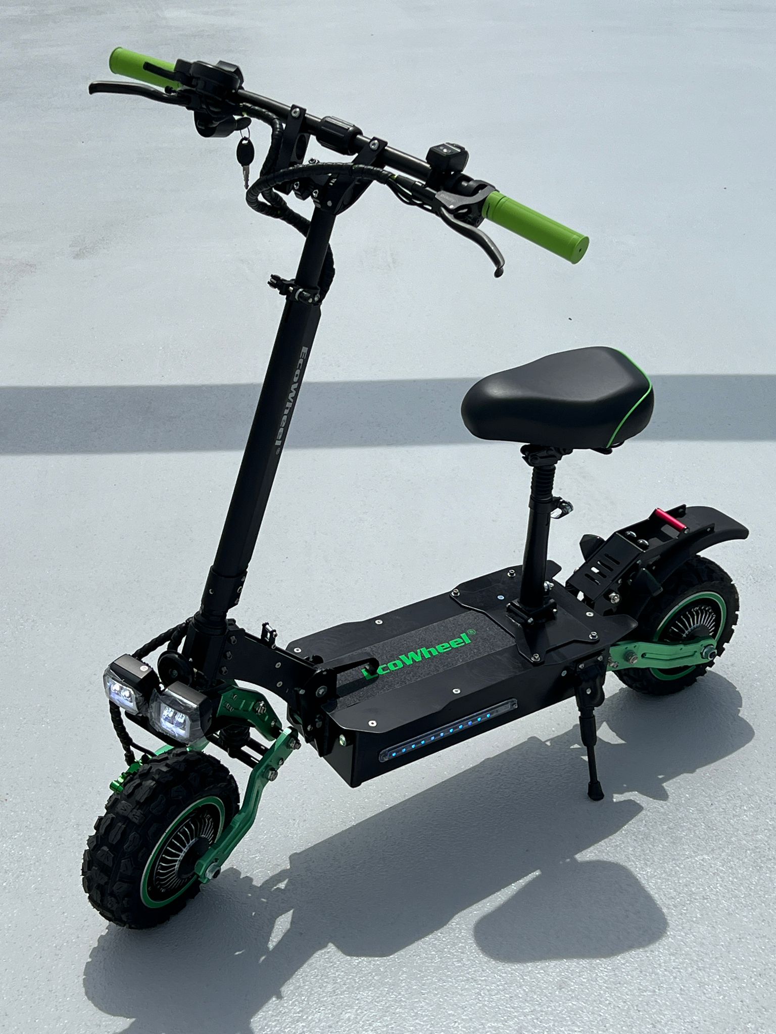 Elektrická koloběžka 2WD EcoWheel K101 3200W, 25Ah C