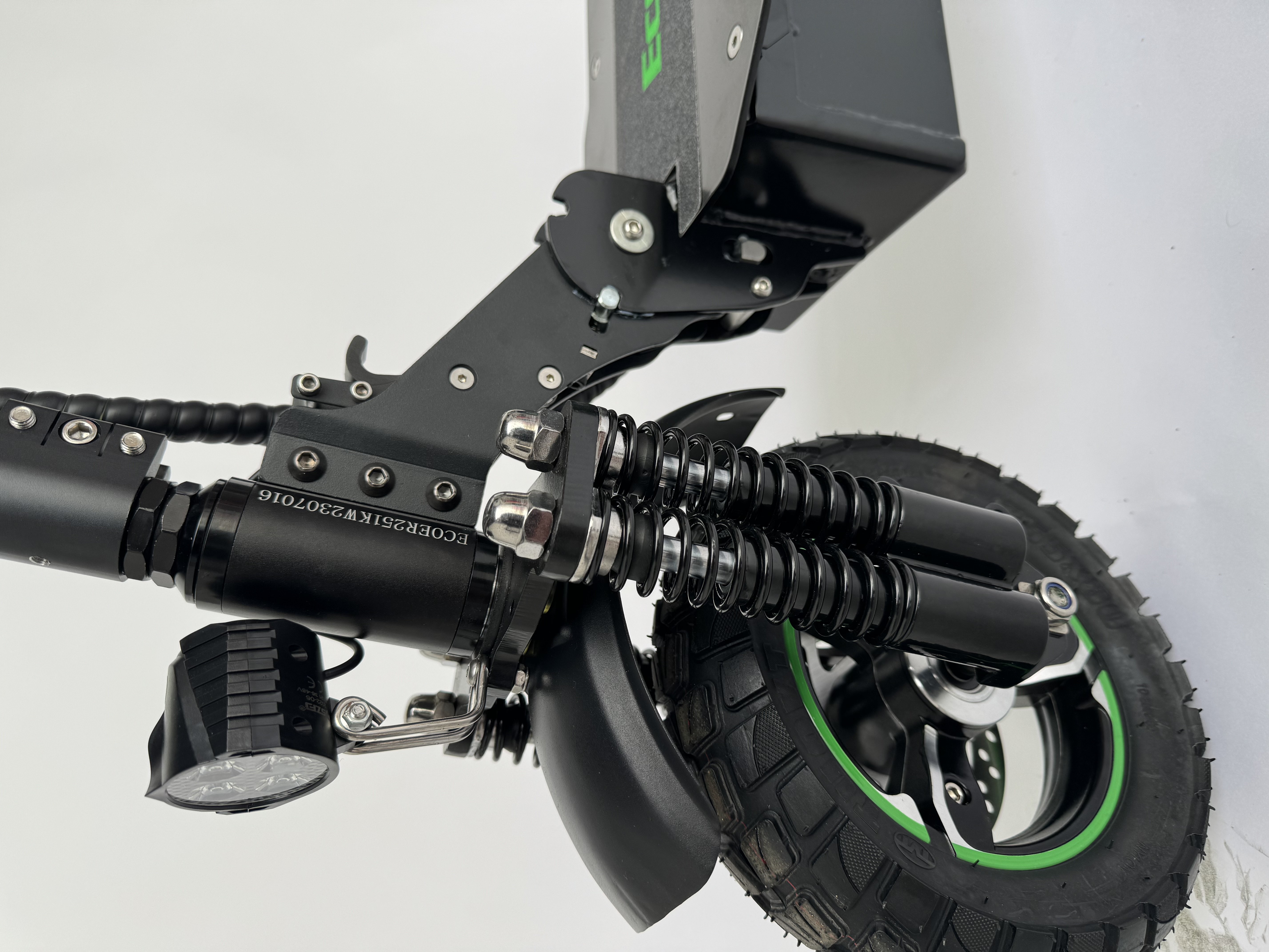 Elektrická koloběžka EcoWheel ER25 1000W černá 
