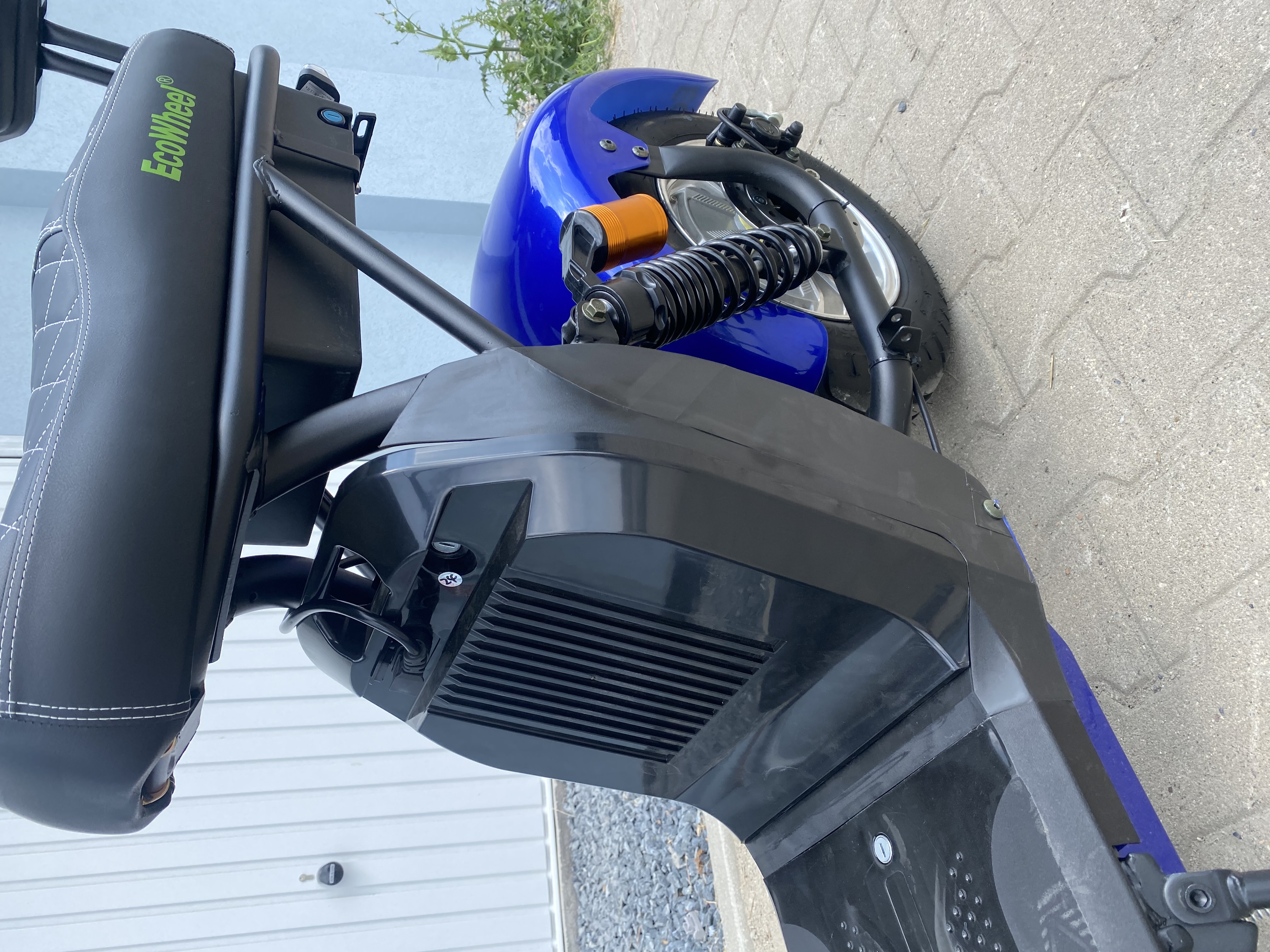 Elektrická koloběžka EcoWheel X10S 1500W 40Ah modrá