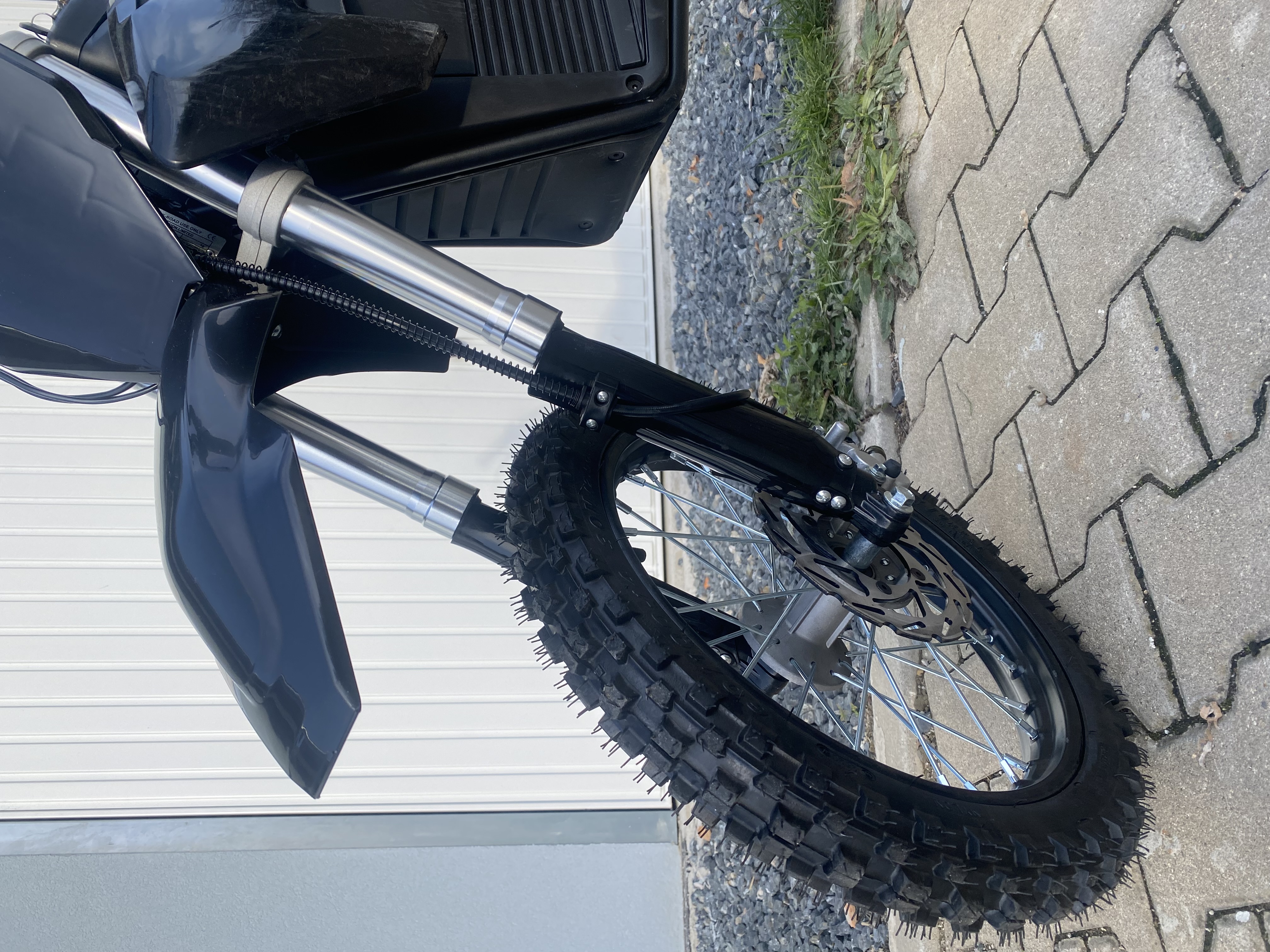 Elektrický pitbike motorka EcoWheel Pilar 1600W 14Ah