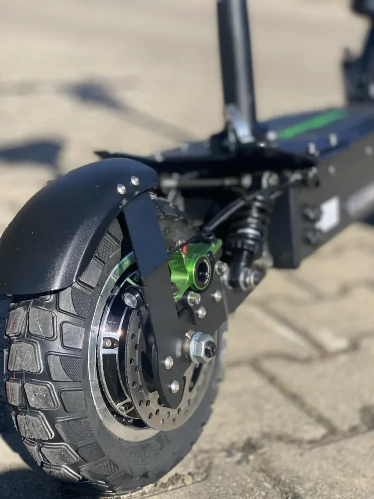 2WD Elektrická koloběžka EcoWheel ER30 1600W, 20.8Ah - černá