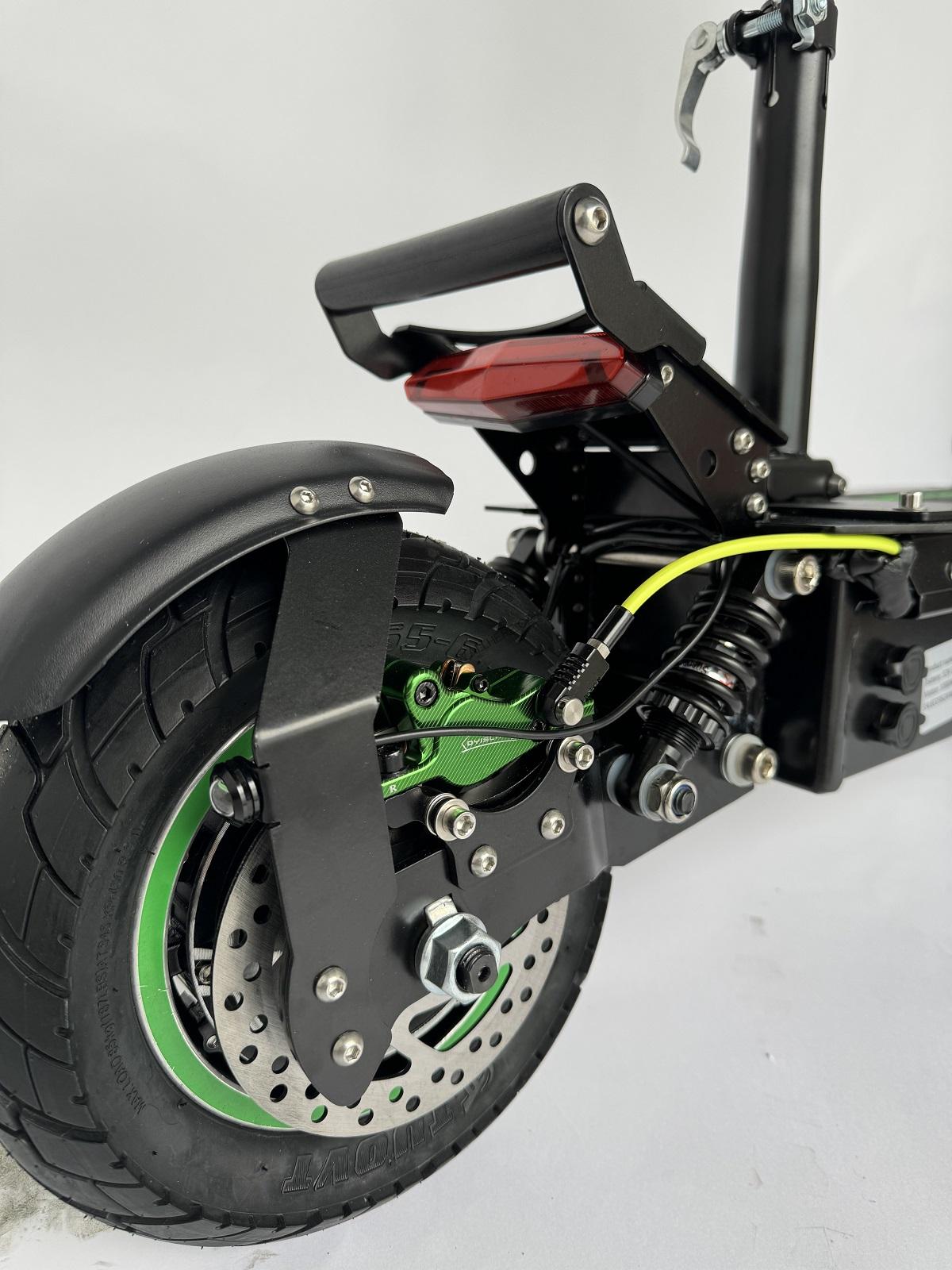 Elektrická 2WD koloběžka EcoWheel ER38 DESIGNO