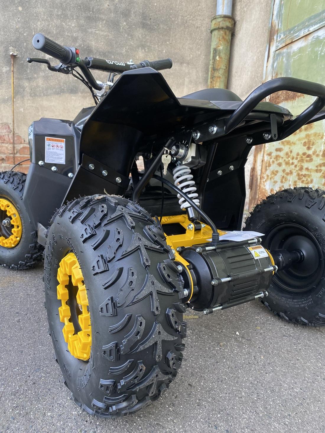 Elektrická čtyřkolka EcoWheel EBE3 1060W černá