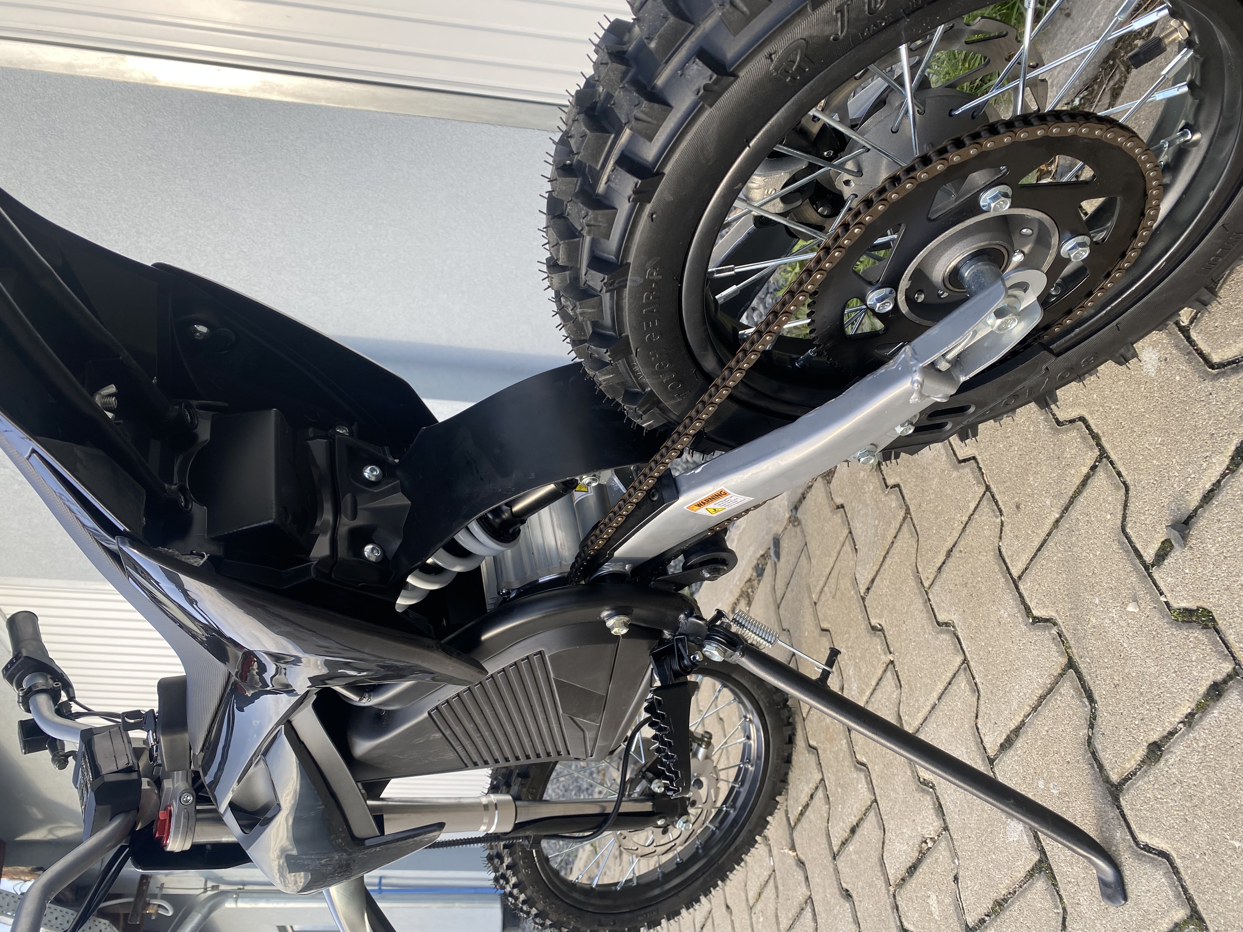 Elektrický pitbike motorka EcoWheel Pilar 1600W 14Ah