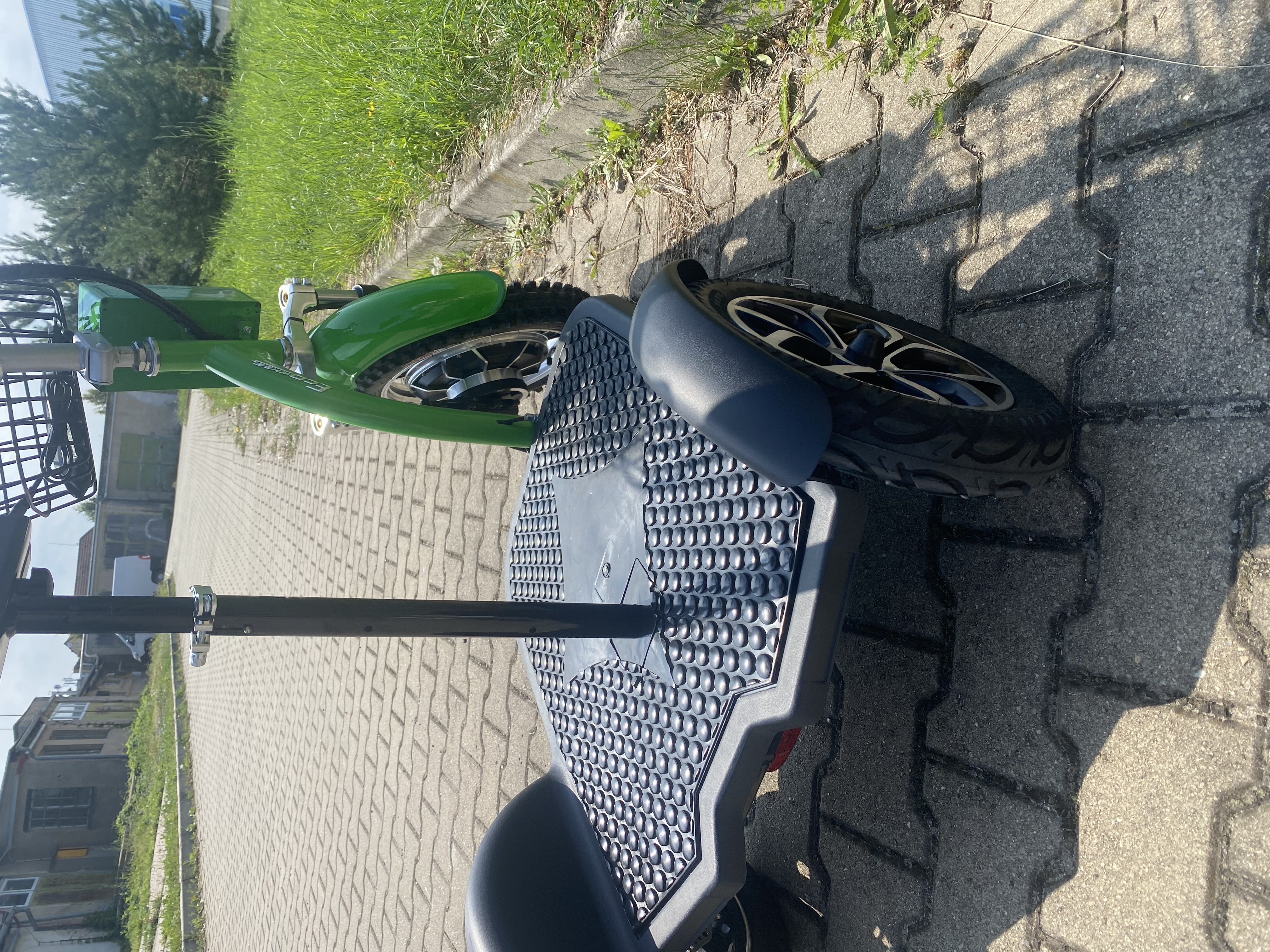 Elektrická tříkolka EcoWheel G3 1000W 12Ah zelená