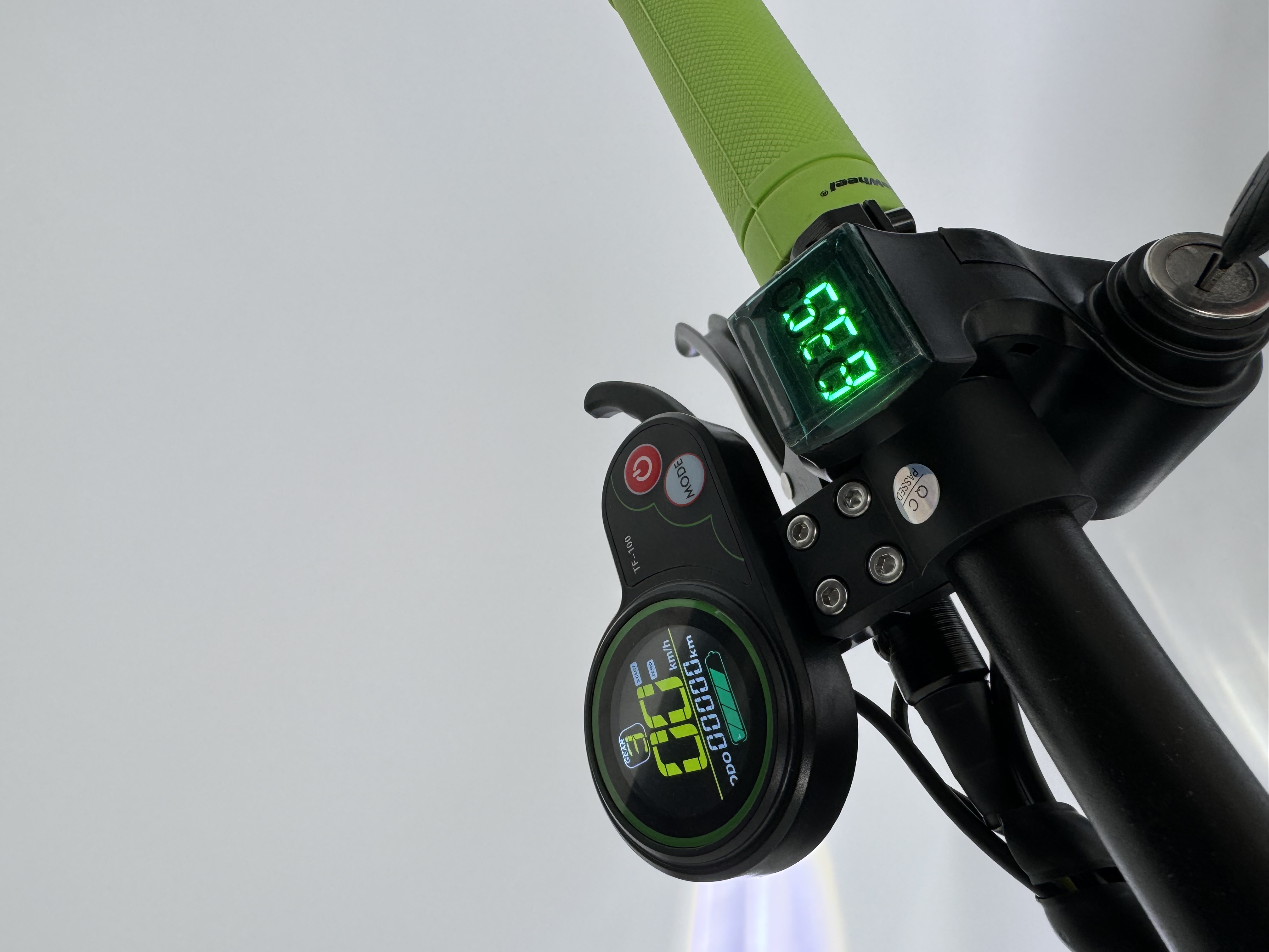 Elektrická koloběžka 2WD EcoWheel K100 AIR 3200W, LIMITATION 25Ah